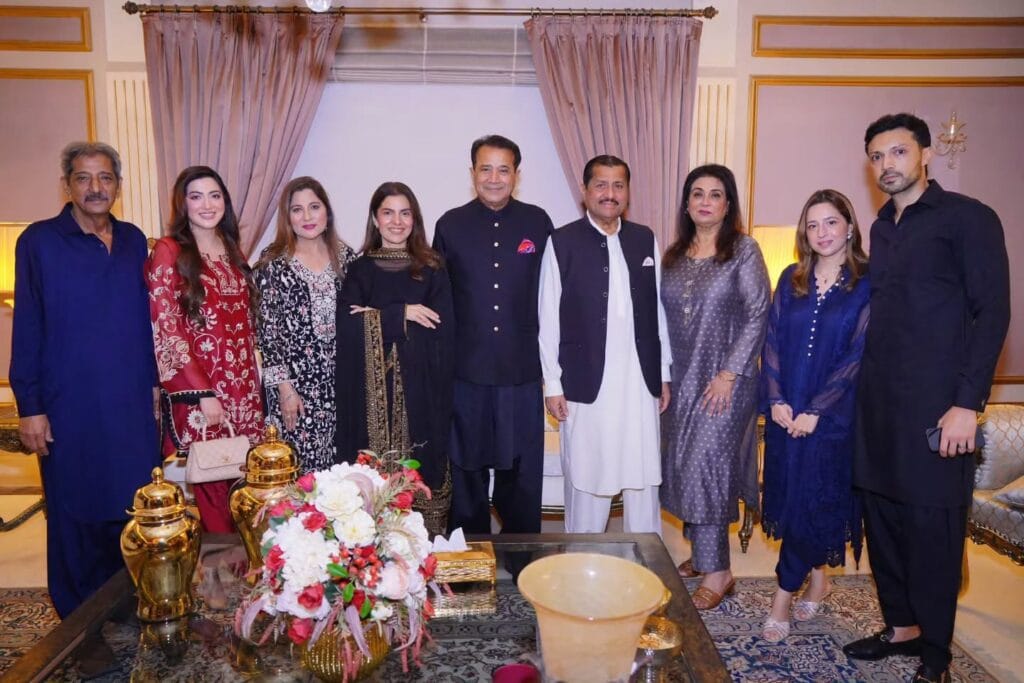 Kiran Khan & Mirza Ishtiaq Baig First Family Dinner After Wedding
