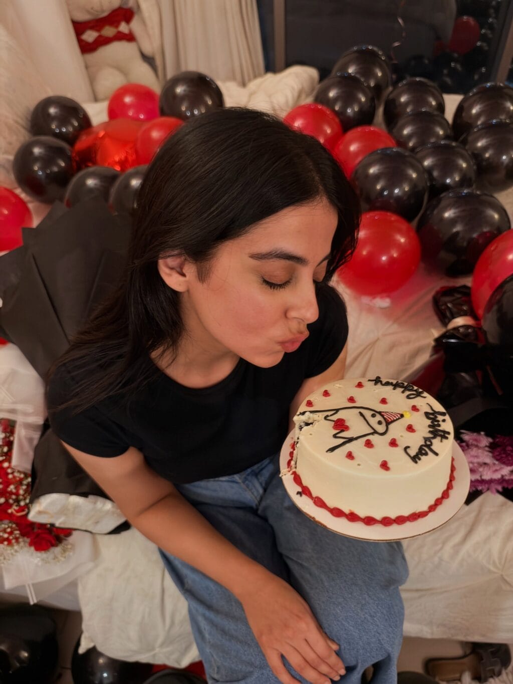 Hania Aamir Celebrates Yashma Gill’s Birthday