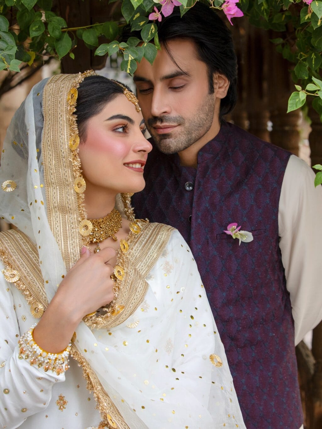 Tamasha Season 5’s Esra Ayesha & Zayb Khan Get Married